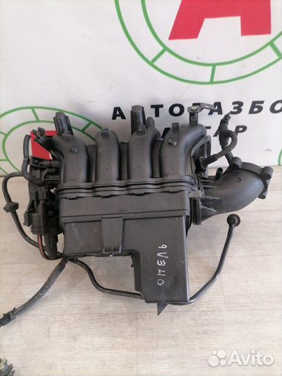 Коллектор впускной Opel Astra H Z16XER 2008