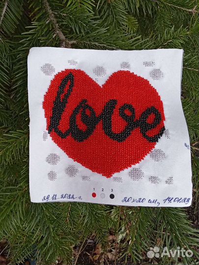 Работы вышитые крестиком, бисером