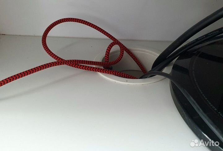 Стол (рабочее место) mikke IKEA