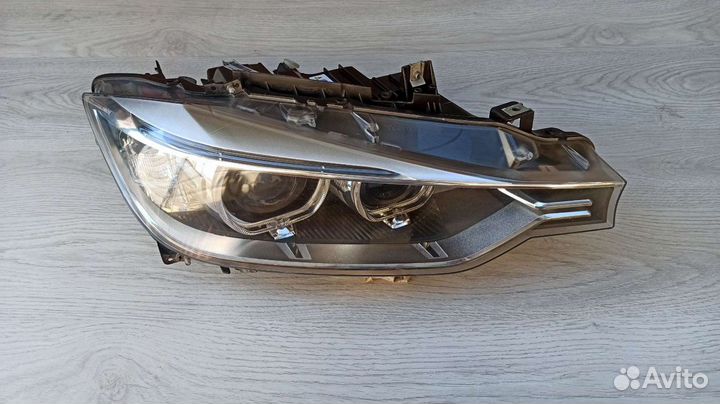 Фара правая BMW f30