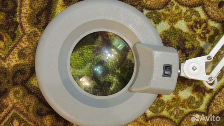 Настольная круглая лупа rexant 5Х с подсветкой