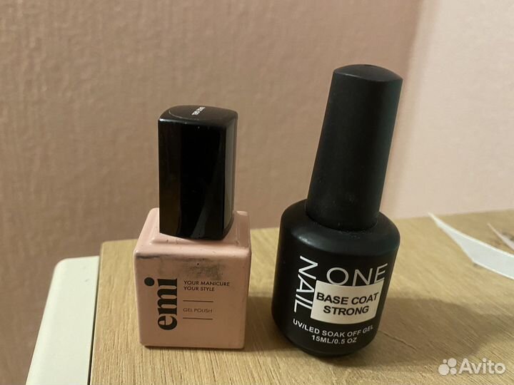 Две базы жесткая и жидкая для маникюра