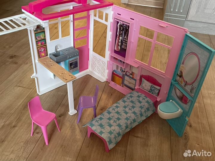 Домик кукольный