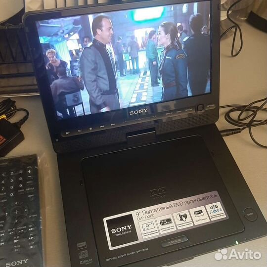 DVD-плеер Sony DVP-FX950