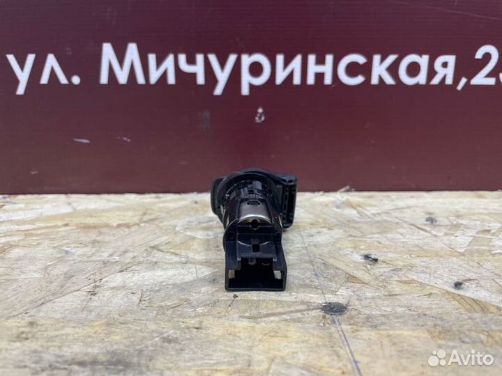 Розетка LADA X-Ray