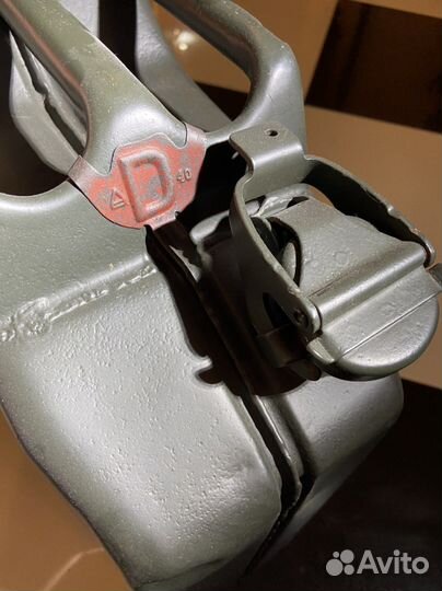 Немецкие канистры, 11 штук