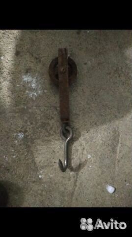 Блок монтажный с крюком