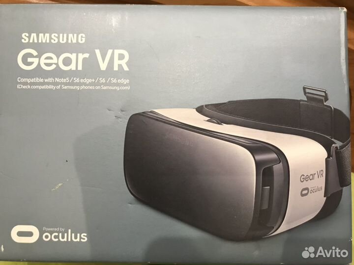 Очки виртуальной реальности samsung Gear VR SM-R32