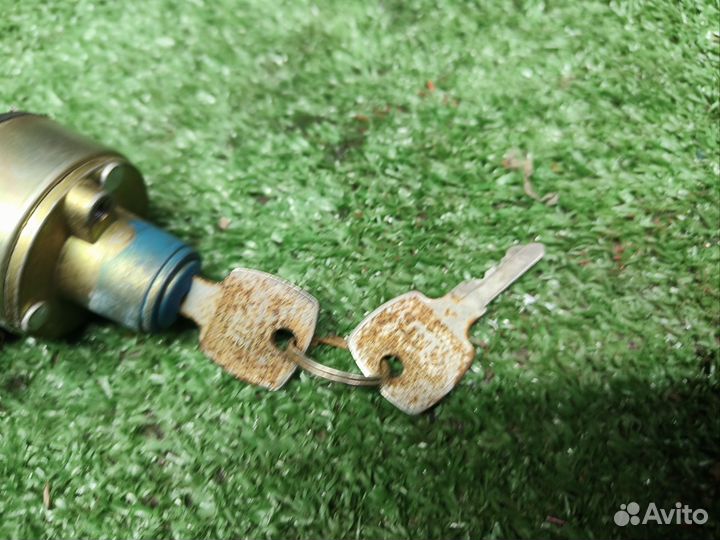 Замок зажигания Урал Днепр