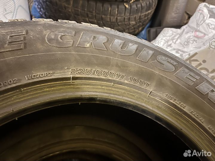 Bridgestone Ice Cruiser 7000 235/65 R17