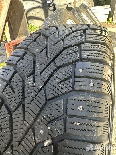 Комплект колес r17 235/65R17 gislaved nordfrost100