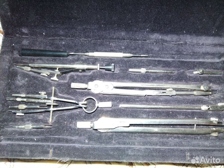 Готовпльня и советский чертежный инструмент