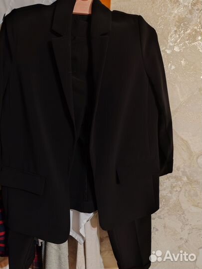 Брючный костюм женский