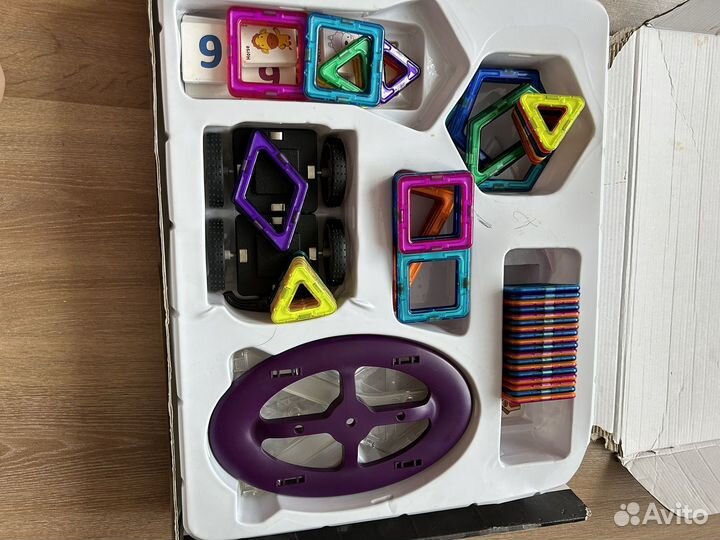 Конструктор магнитный