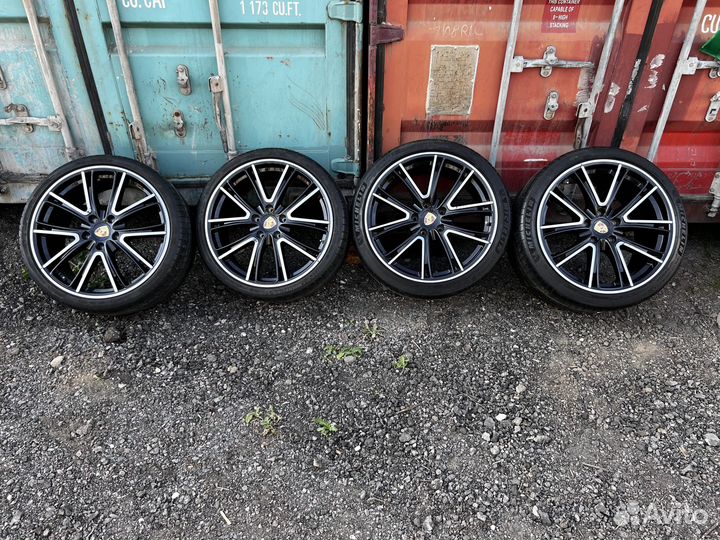 Оригинальные колеса Porsche Panamera R21