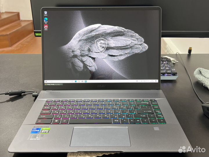 MSI Creator Z16 A11UE-037RU i7-11800H/RTX 3060