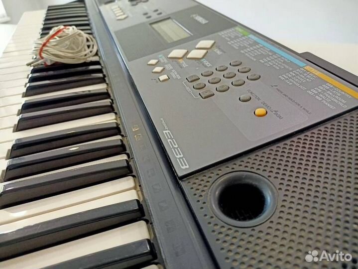 Yamaha Psr-E233 Синтезатор 61 Клавиш