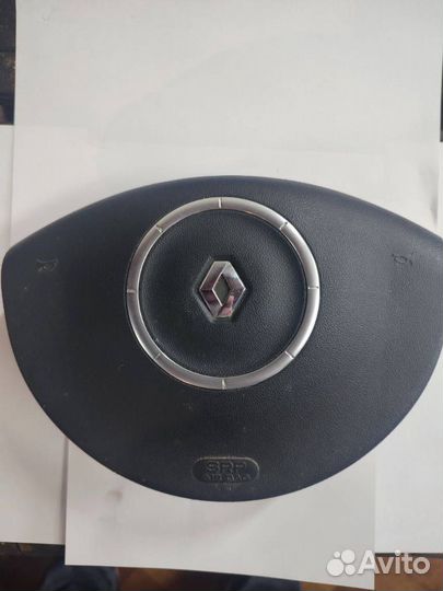 Подушка безопасности водителя Renault Scenic 82004