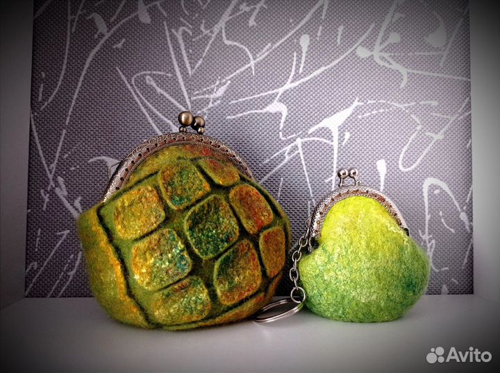 Сумочки - шкатулки из шерсти с фермуаром