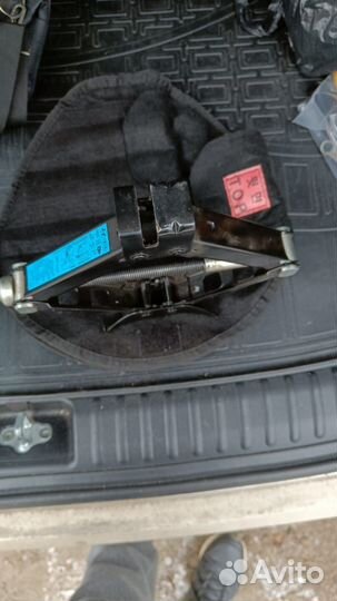 Домкрат kia hyundai