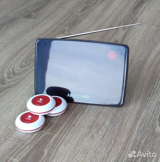 Кнопка вызова персонала и табло, часы, усилитель