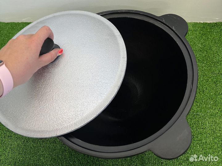 Казан 8 литров чугунный