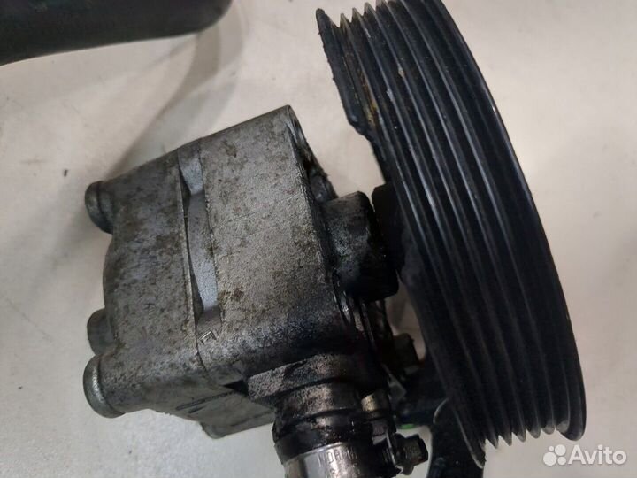 Гур Volvo V70, 2004