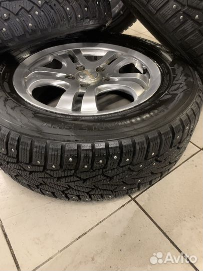 Продам зимнюю резину Nordman R16 на дисках