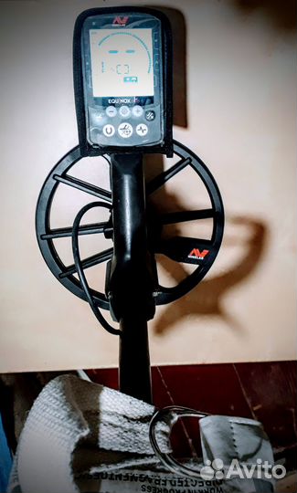 Металлоискатель equinox 800 Карбон, складной мехзм