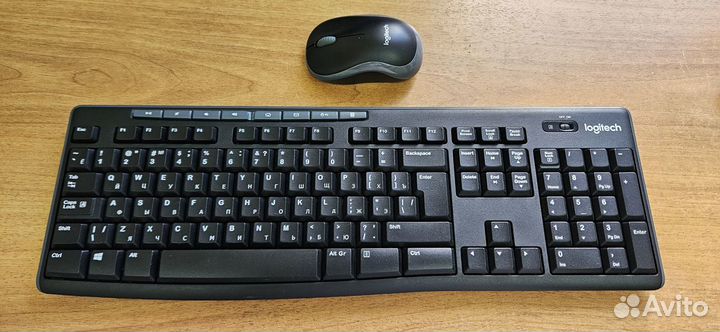 Комплект беспроводной клавиатуры и мышки Logitech