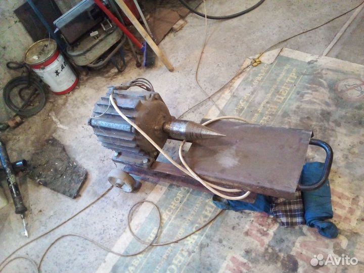 Колун винтовой