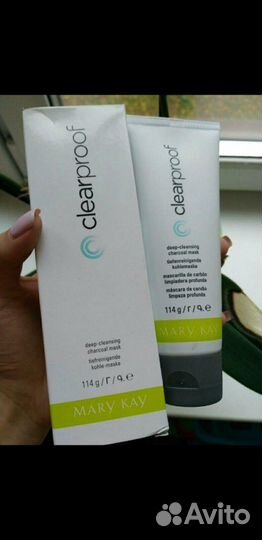 Маска на основе угля для глубокого очищения кожи