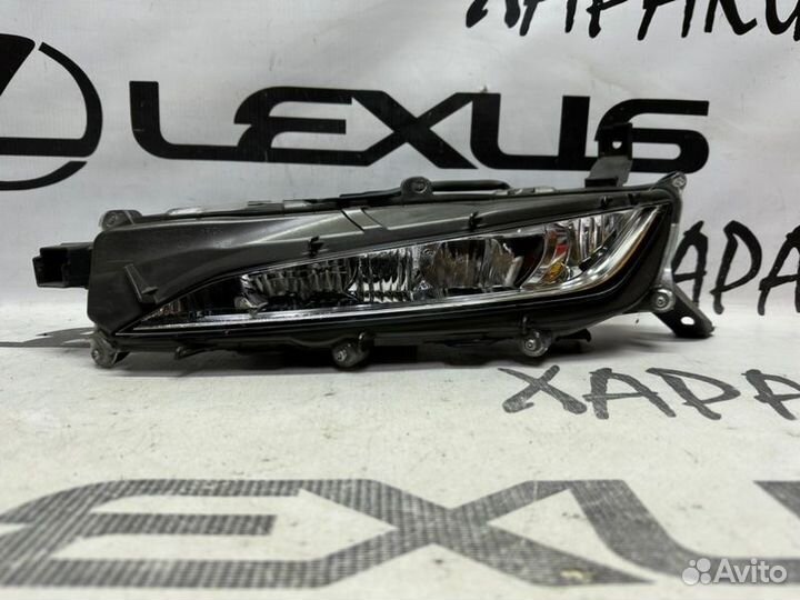 Фара противотуманная передняя левая Lexus Rx350