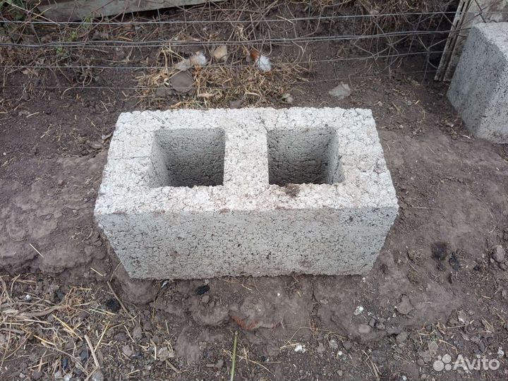 Вибростанокдля шлакоблов