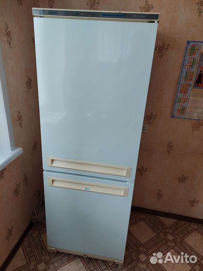 Холодильник двухкамерный Stinol 101 RF S 275