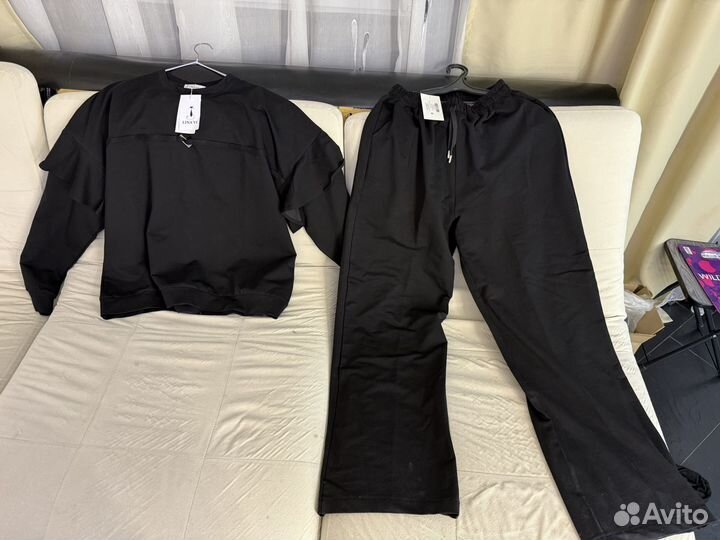 Костюм женский