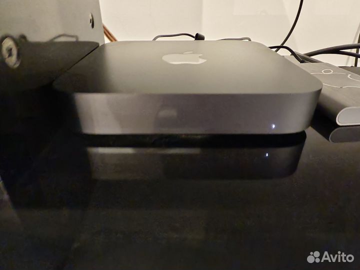 Apple mac mini 2018 i3
