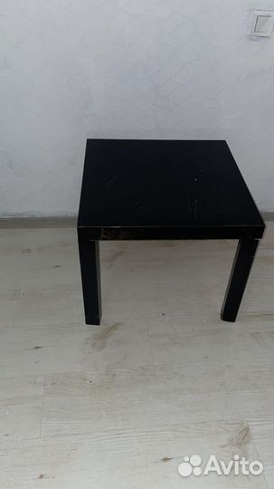 2 журнальных стола