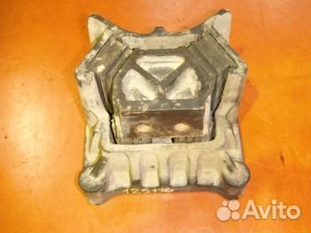 Кронштейн двигателя Форд