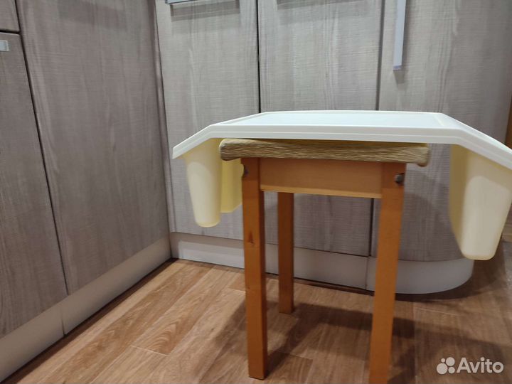 Столик-органайзер детский