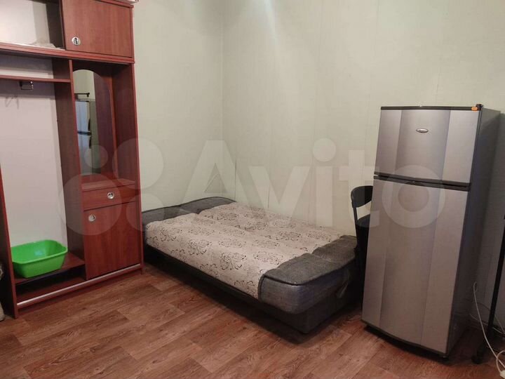 Комната 13 м² в 6-к., 1/9 эт.