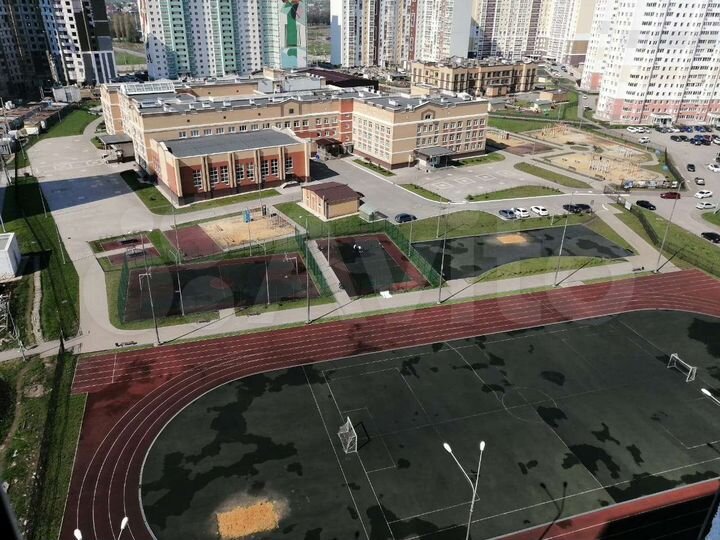 2-к. квартира, 66,8 м², 15/17 эт.