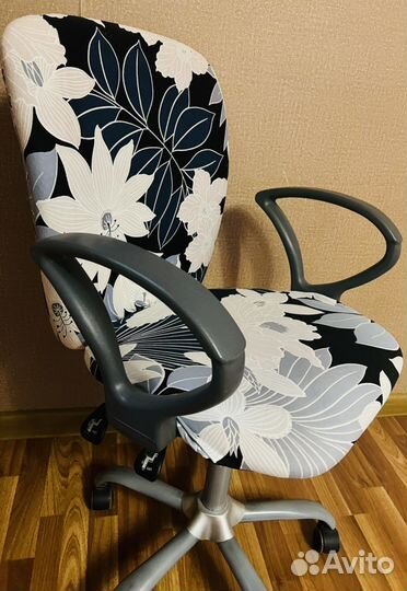 Компьютерное кресло