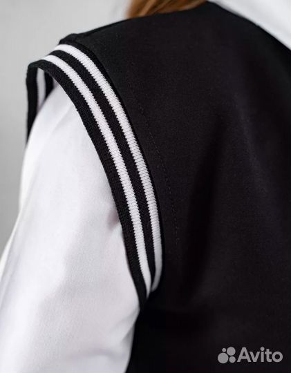 Жилетка для девочки школьная