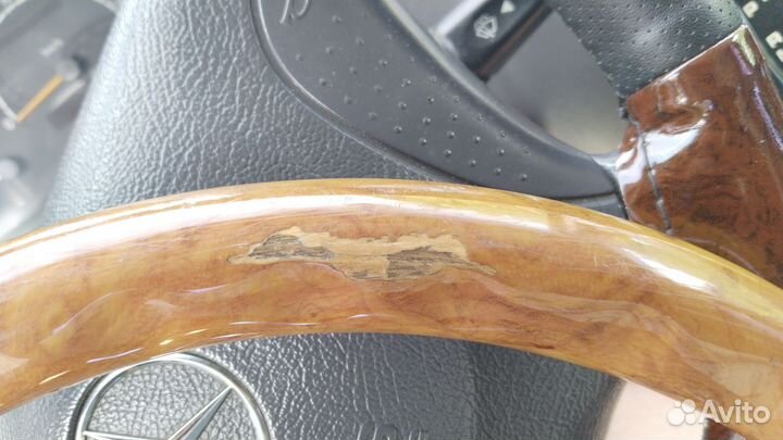 Руль оригинал с натуральным деревом мерседес