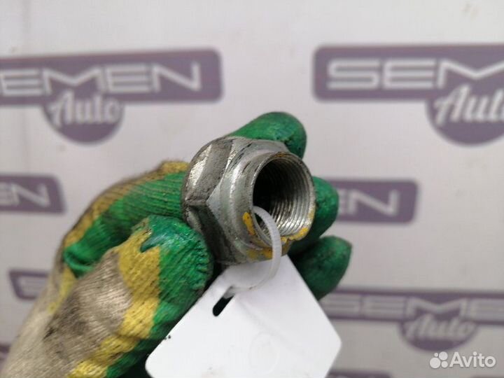 Гайка ступичная передняя Honda Civic FD1 FD3 FD7