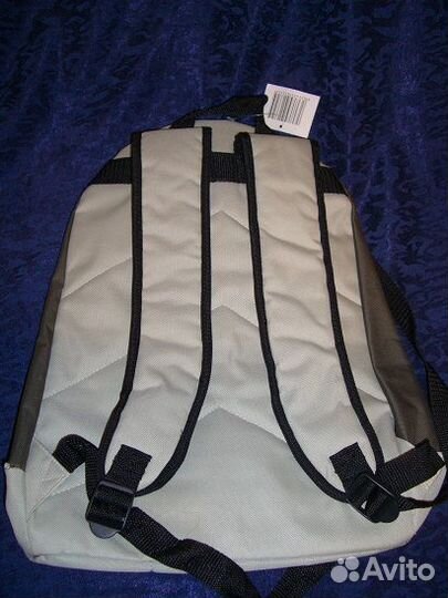 Новый вместительный рюкзак с широкой молнией