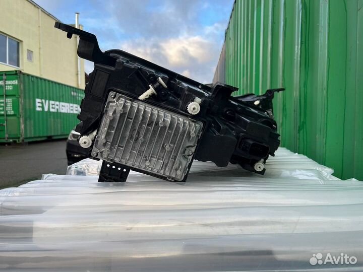 Фара передняя zeekr 001