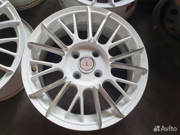 R-15 4/100 литые диски