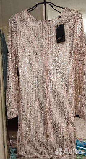 Платье в пайетках блестящее